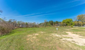 1424 E F Sanford Rd, Baker, FL 32531