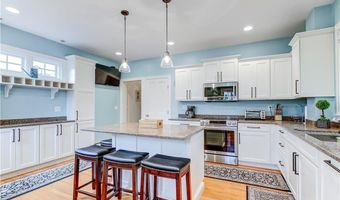 1 Bliss Rd, Newport, RI 02840