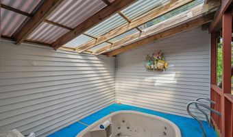 4 E Curran Dr, Absecon, NJ 08201