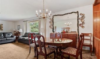 136 N Chillicothe Rd, Aurora, OH 44202