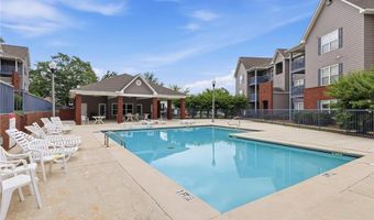 1114 S COLLEGE St S 10-303, Auburn, AL 36830
