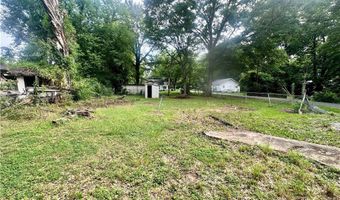 621 3rd Ave SE, Aliceville, AL 35442