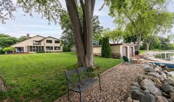 3154 Waucheeta Trl, Madison, WI 53711