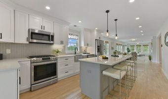 176 Medford St 176, Arlington, MA 02474