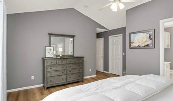 15315 Dundee Ct, Apple Valley, MN 55124