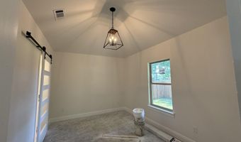 805 Pearl St, Benton, AR 72015