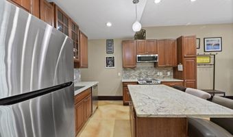 11646 N Oak Hills Pkwy, Baton Rouge, LA 70810