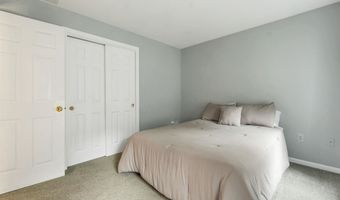 55 Dunlap Dr, Bedford, NH 03110