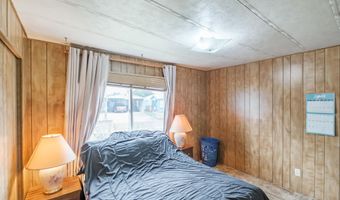 3800 Mountain View Dr SE 33, Albany, OR 97322