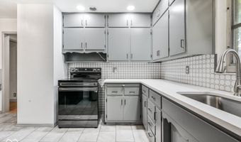 6607 Irwin Dr, Indianapolis, IN 46219