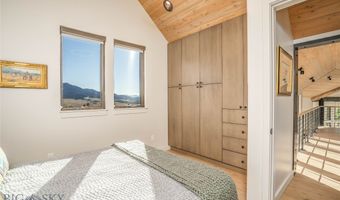 225 Alpen Strasse St, Bozeman, MT 59715