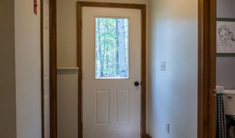 9 Kennebec Cir, Bath, ME 04530
