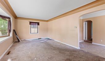 922 Addison St, Adrian, MI 49221