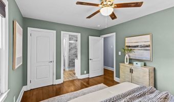 2538 Arnold Dr E, Charlotte, NC 28205