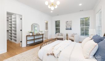 1010 E 19th St, Charlotte, NC 28205