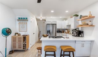 350 Aoloa St B232, Kailua, HI 96734