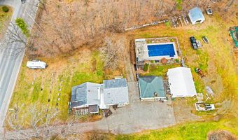 585 Riverside Dr, Augusta, ME 04330