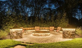 180 Ten Rod Rd, North Kingstown, RI 02852