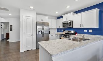 1183 Kingsmill Dr, Algonquin, IL 60102