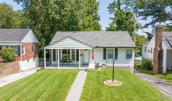 7133 Circleview Dr, Affton, MO 63123