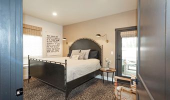 14833 Sunburst Dr, Bigfork, MT 59911