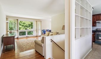 6049 AVON Dr, Bethesda, MD 20814