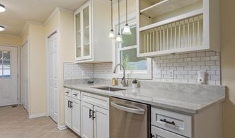 715 Carmen Dr, Athens, TN 37303
