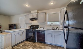 10747 S Paradise Trails Rd, Yucca, AZ 86438