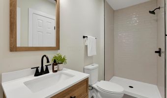 228 E Gates St, Columbus, OH 43206