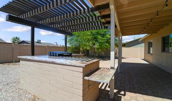 2421 W Brooks St, Chandler, AZ 85224