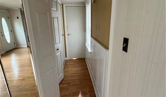 9 Torch Ln, Coventry, RI 02816