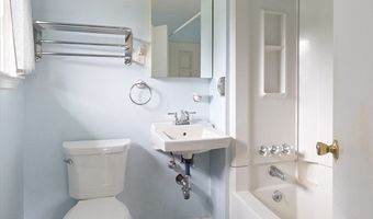 3 Mark Rd, Beverly, MA 01915
