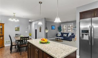 40 Saw Mill Dr 203, North Kingstown, RI 02852