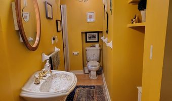 1230 N SUPERIOR St, Antigo, WI 54409
