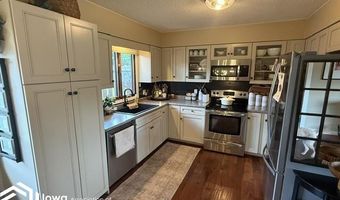 1318 N Johnson St, Algona, IA 50511
