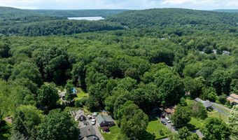 41 Verville Rd, Avon, CT 06001