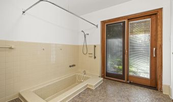 3548 N VALLEY St, Arlington, VA 22207