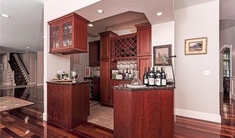 25 Westfield Dr, East Greenwich, RI 02818