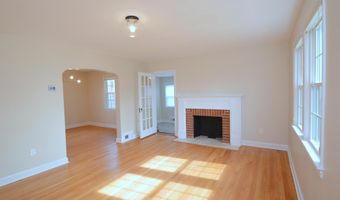 2441 N MCKINLEY St, Arlington, VA 22207