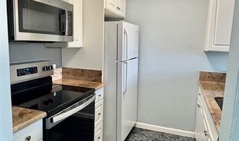98-500 Koauka Loop 14E, Aiea, HI 96701