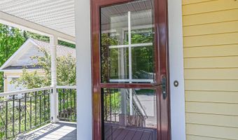 9 Lawes Ave, Bedford, NH 03110
