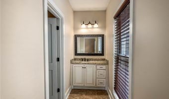 1388 Cypress Pointe Dr, Akron, AL 35449