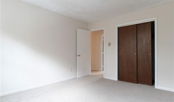 22 Maple Ave, Bethel, CT 06801