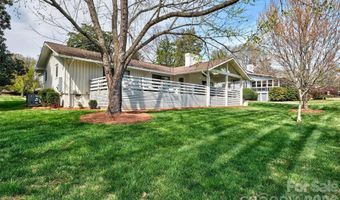 27 Apple Orchard Ln, Lake Wylie, SC 29710