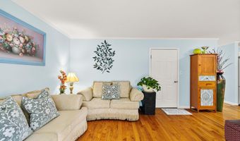 20 Cannonball Dr, Barnegat, NJ 08005