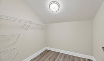 123 Aberdeen Pond Dr, Apollo Beach, FL 33572