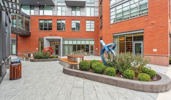 1201 N ROYAL St 214, Alexandria, VA 22314