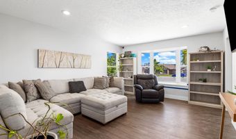 9439 W Stonehill Ct, Boise, ID 83709