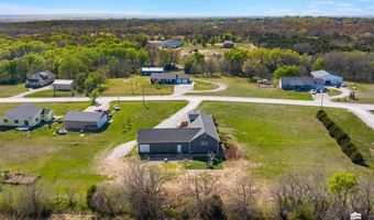 3673 Stewart Farm Rd, Wamego, KS 66547