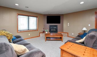 2273 Antler Rdg, Asbury, IA 52002